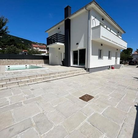 Villa Kety Baška Екстериор снимка
